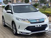 Toyota Harrier 2019 White for sale