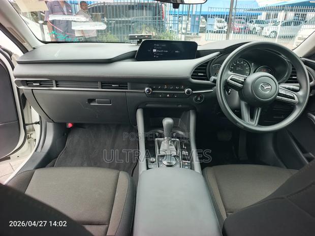 Mazda 3 2019 White