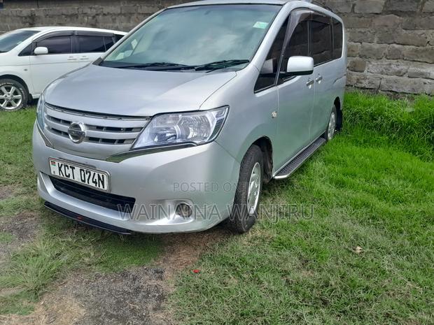 Nissan Serena 2012 Silver