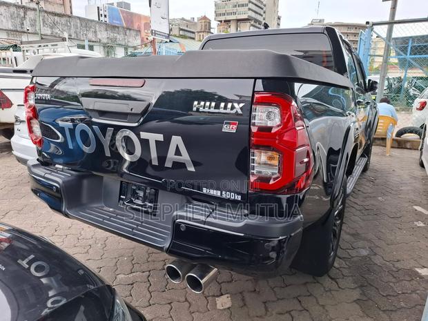Toyota Hilux Revo Double Cab Deisel 2.8 AWD 2021 Black