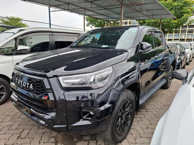 Toyota Hilux Revo Double Cab Deisel 2.8 AWD 2021 Black