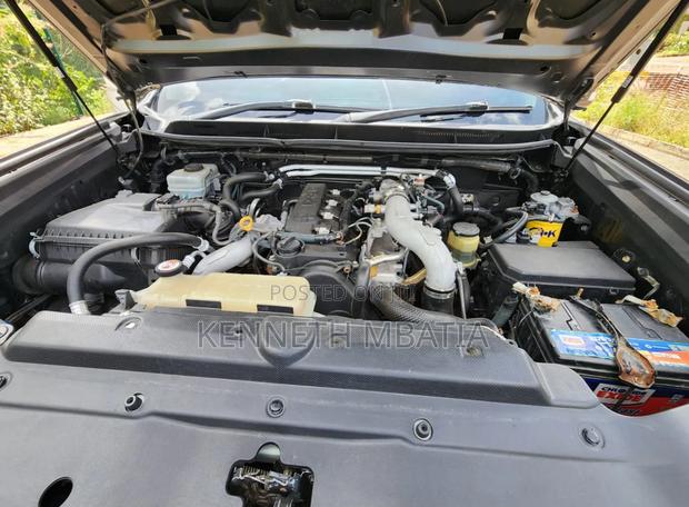 Toyota Land Cruiser Prado 2009 Gray