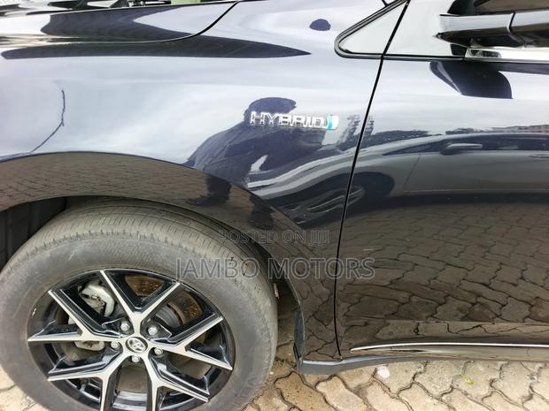 Toyota Harrier 2.5 Hybrid 4WD 2019 Purple