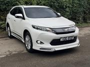 Toyota Harrier 2.0 2017 White for sale