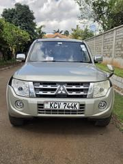Mitsubishi Pajero 3.2 Di-Dc GLS 2012 Gold for sale