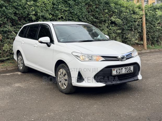Toyota Corolla Fielder 1.8 Petrol FWD 2018 White
