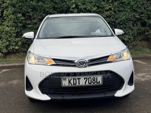 Toyota Corolla Fielder 1.8 Petrol FWD 2018 White