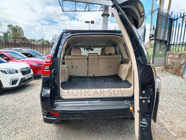 Toyota Land Cruiser Prado 2.8 2018 Black