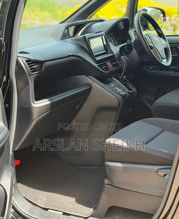 Toyota Voxy 2019 Black