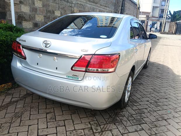 Toyota Premio 2018 Silver