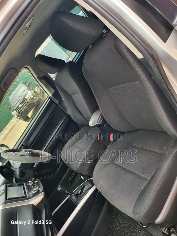 Toyota Corolla Fielder 2018 Silver