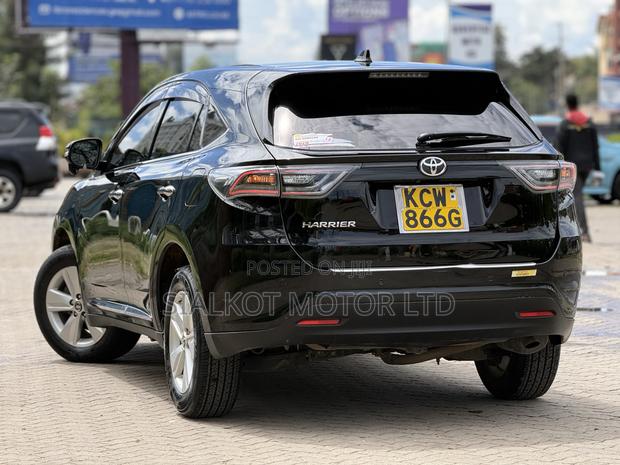 Toyota Harrier 2.0 2014 Black