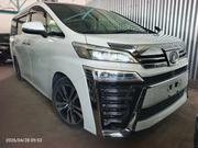 Toyota Alphard 2019 White for sale