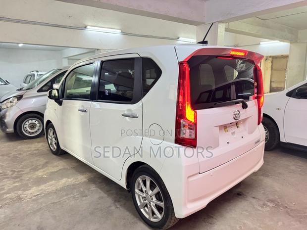 Daihatsu Move 2019 Beige
