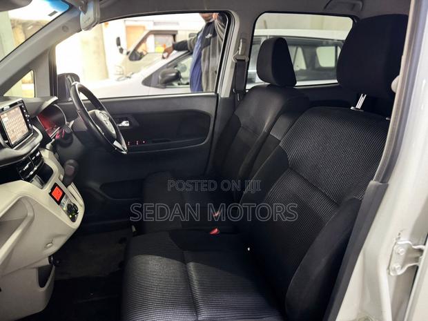 Daihatsu Move 2019 Beige