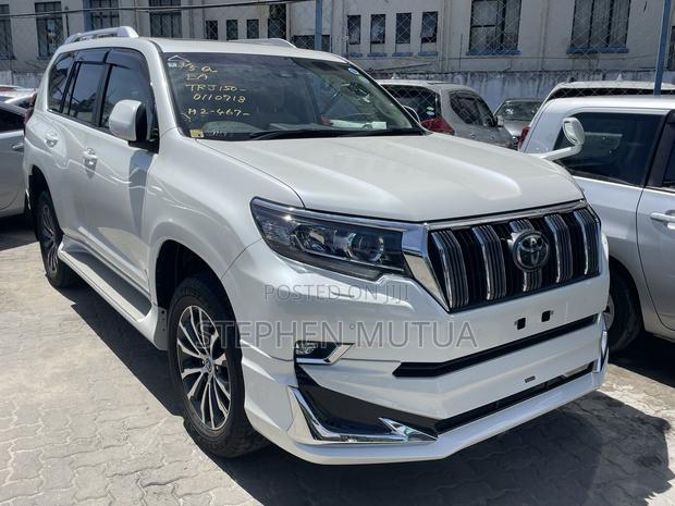 Toyota Land Cruiser Prado 2.7 2021 White