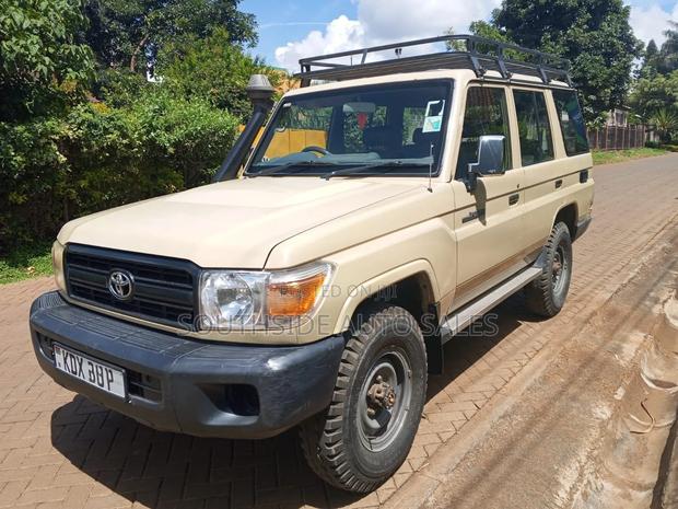 Toyota Land Cruiser 76 Series 2010 Beige