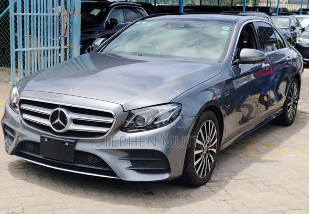 Mercedes-Benz E200 2019 Gray