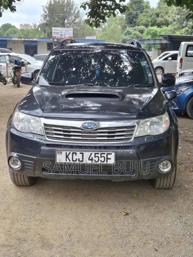 Subaru Forester 2010 Black