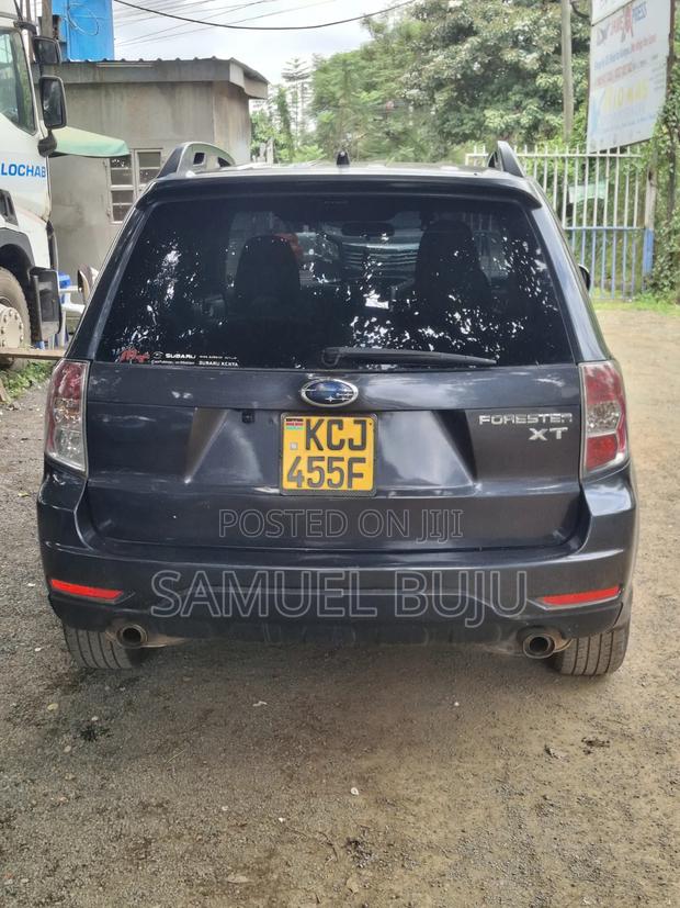 Subaru Forester 2010 Black