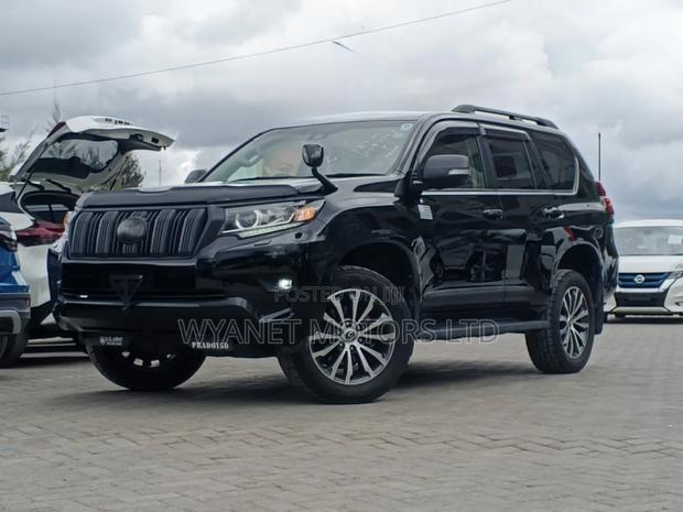 Toyota Land Cruiser Prado 2.7 2019 Black
