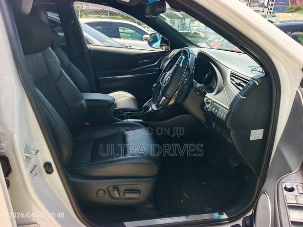 Toyota Harrier 2019 White