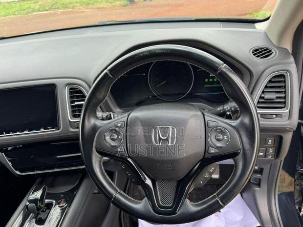 Honda Vezel 1.5 Hybrid 2WD 2018 Blue