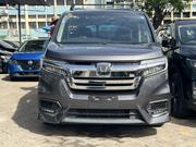 Honda Stepwgn 2019 Gray for sale