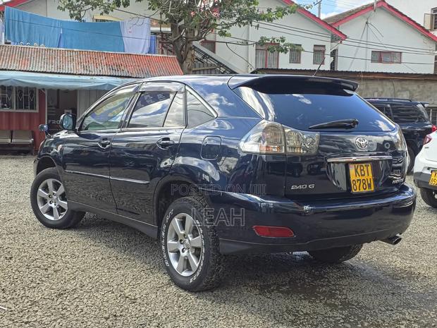 Toyota Harrier 2005 Blue