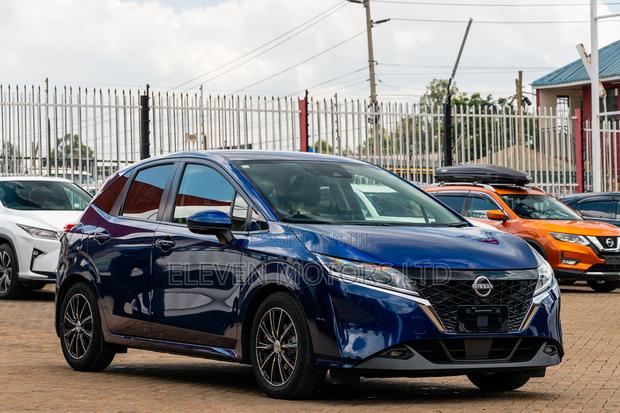 Nissan Note 1.2 Hybrid 2021 Blue