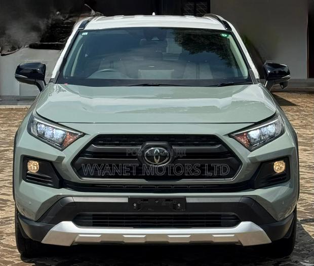 Toyota RAV4 Adventure AWD 2020 Green