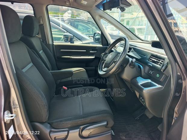 Honda Stepwgn 2019 Gray