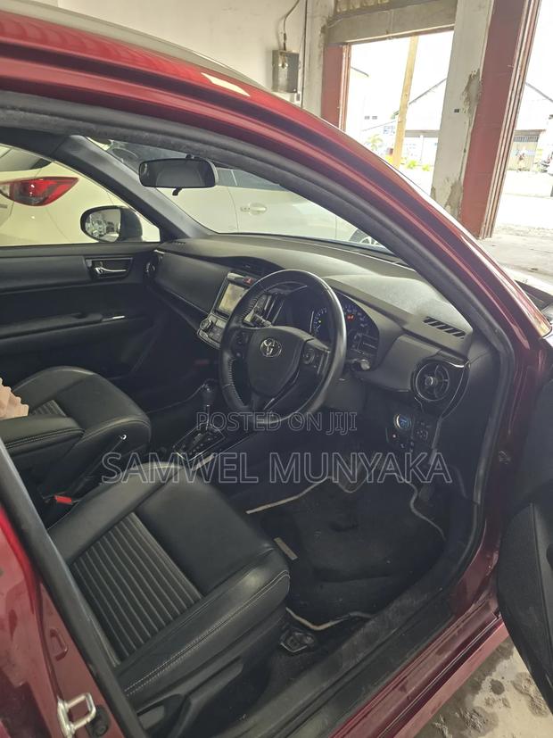Toyota Corolla Fielder 1.5 Hybrid FWD 2019 Red