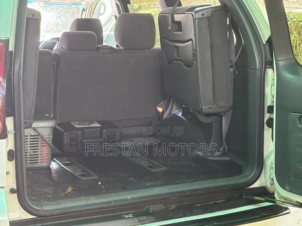 Toyota Land Cruiser Prado 2009 White