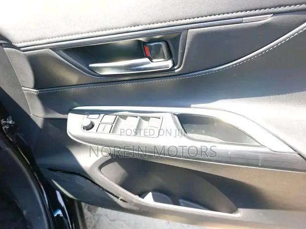 Toyota Harrier 2.0 2021 Black