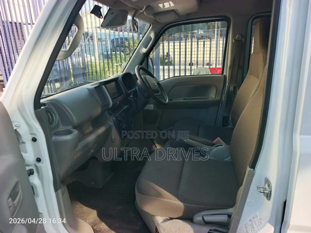 Suzuki Every Wagon 2018 White