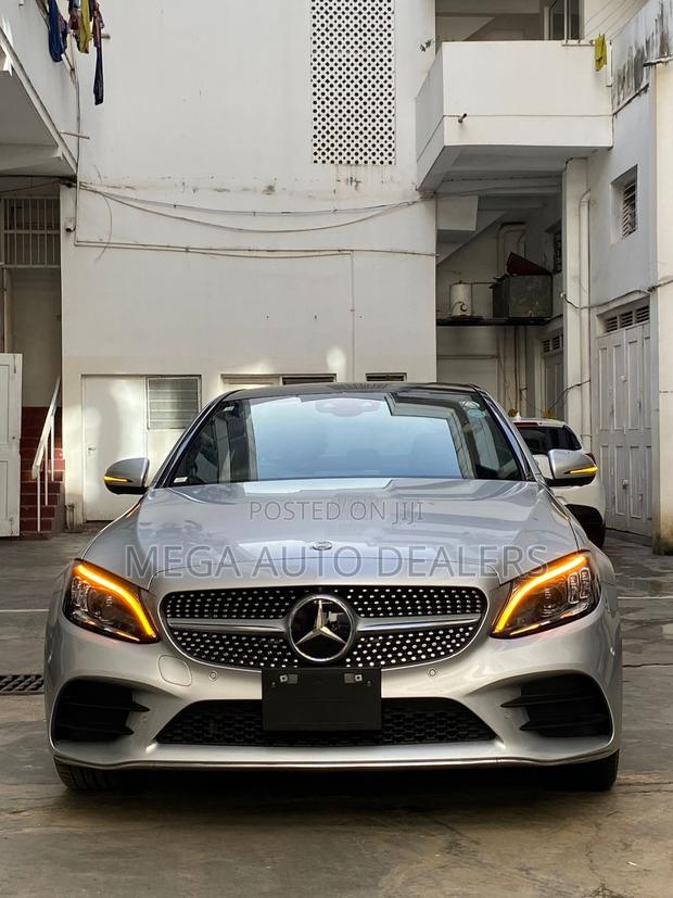 Mercedes-Benz C220 2019 Silver