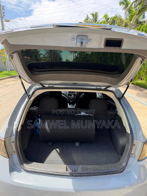 Subaru Impreza 1.5 2009 Gray