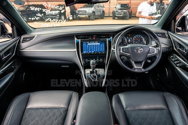 Toyota Harrier 2019 Silver