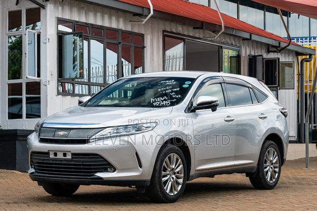 Toyota Harrier 2019 Silver
