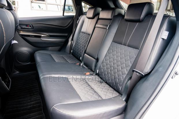 Toyota Harrier 2019 Silver