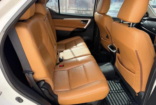 Toyota Fortuner 2018 White
