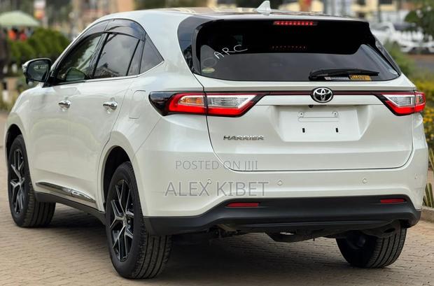 Toyota Harrier 2019 White