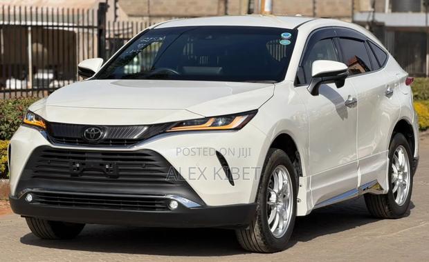 Toyota Harrier 2.0 2020 White