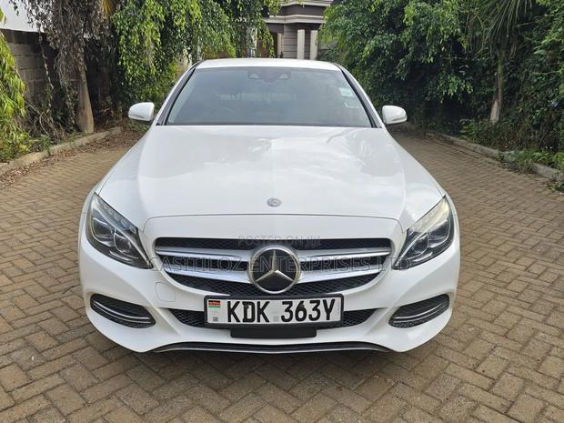 Mercedes-Benz C200 2015 White