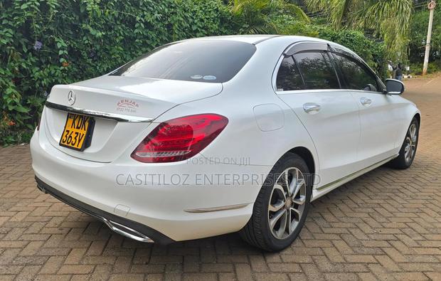Mercedes-Benz C200 2015 White
