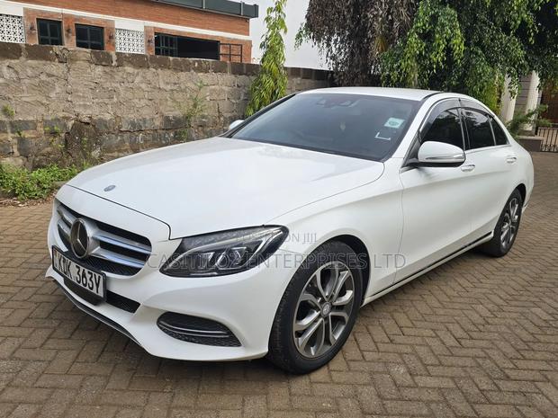 Mercedes-Benz C200 2015 White