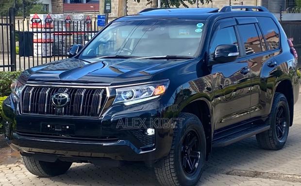 Toyota Land Cruiser Prado 2.8 2021 Black