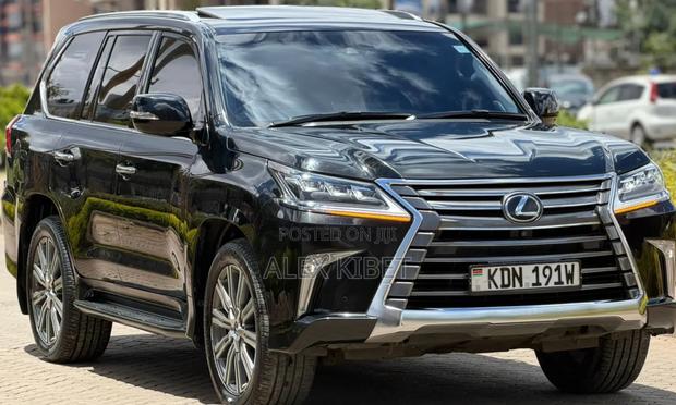Lexus LX 570 AWD 2016 Black