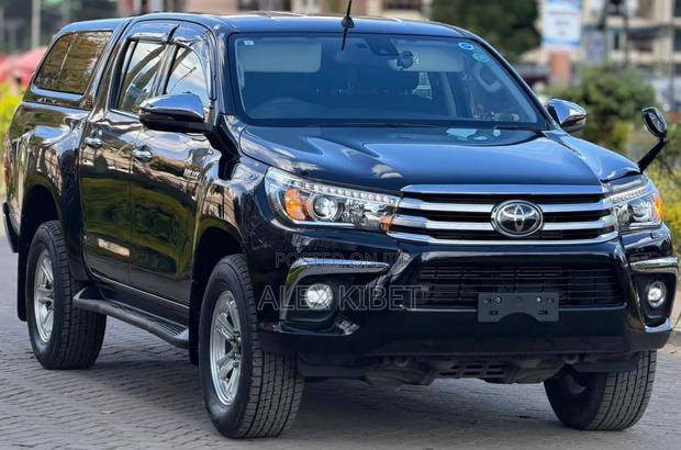 Toyota Hilux Revo Double Cab Deisel 2.4 AWD 2019 Black